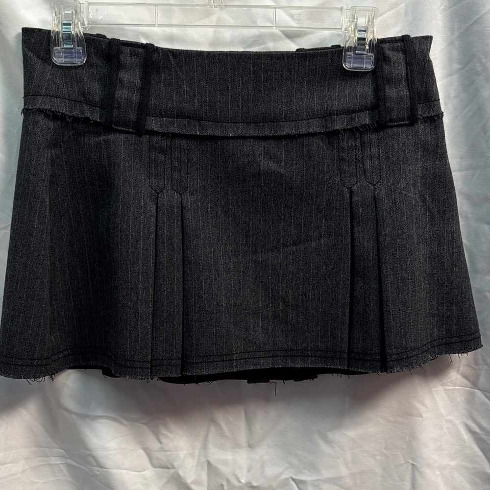 Black Pleated Women's Skirt